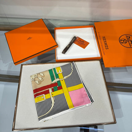 HERMES 26S SCARF 90 IN SILK 307103