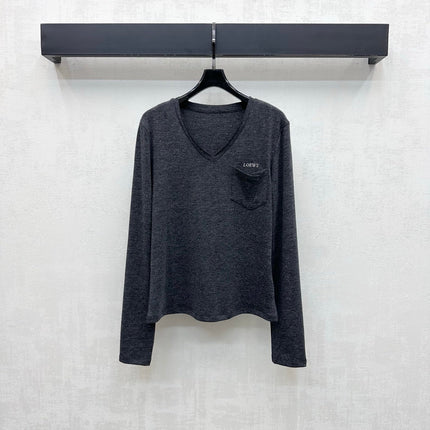 LOEWE 26S LONG-SLEEVE V-NECK T-SHIRT 657
