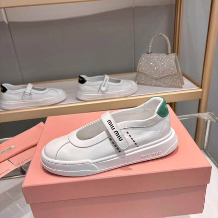 MIUMIU 26S MARY JANE BALLERINAS IN WHITE AND GREEN CALFSKIN
