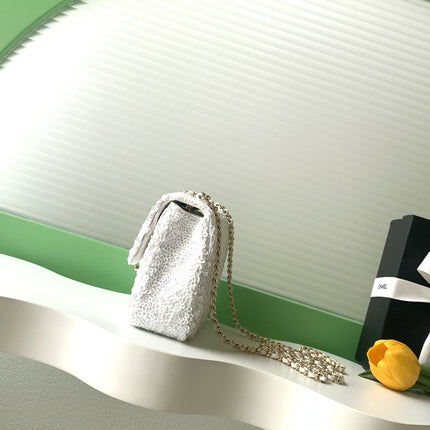 CHANEL 26S CLASSIC FLAP BAG 21 IN WHITE SEQUINS STYLE 9