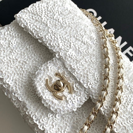 CHANEL 26S CLASSIC FLAP BAG 21 IN WHITE SEQUINS STYLE 9