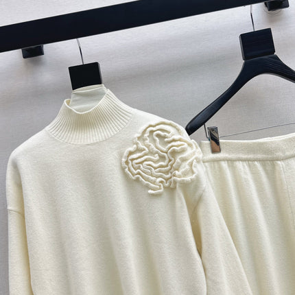 VALENTINO 26S SWEATER AND SKIRT SET STYLE 74