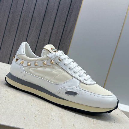 VALENTINO 26S ROCKRUNNER SNEAKERS IN WHITE CALFSKIN AND BEIGE FABRIC