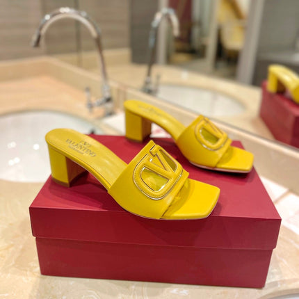 VALENTINO 26S BLOCK-HEEL SANDALS 65 MM IN DARK YELLOW CALFSKIN WITH LOGO