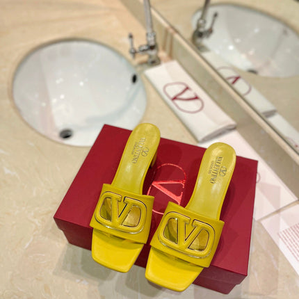 VALENTINO 26S BLOCK-HEEL SANDALS 65 MM IN DARK YELLOW CALFSKIN WITH LOGO