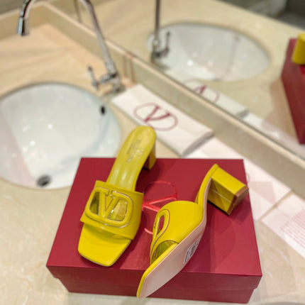 VALENTINO 26S BLOCK-HEEL SANDALS 65 MM IN DARK YELLOW CALFSKIN WITH LOGO