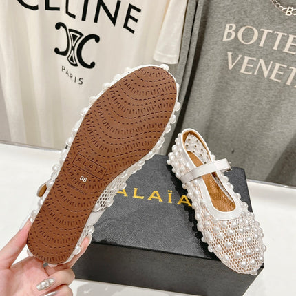 ALAIA PEARL MARY JANE SHOES IN WHITE MESH AND CALFSKIN