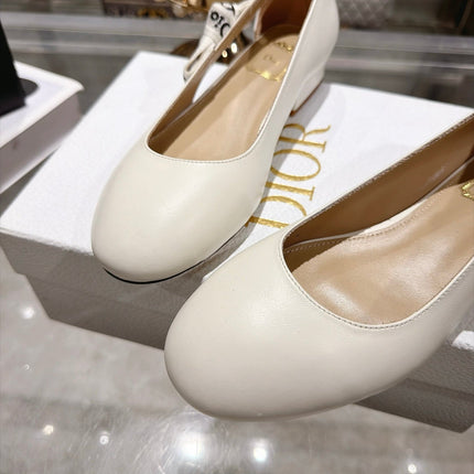 DIOR 26S LOW HEEL PUMPS 30MM IN IVORY WHITE CALFSKIN WITH BOW