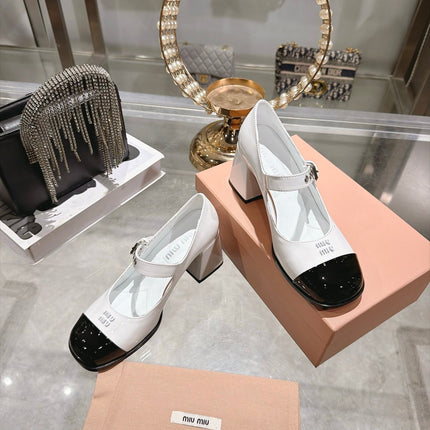 MIUMIU 26S MARY JANE BLOCK HEEL 75MM IN WHITE PATENT CALFSKIN AND BLACK PATENT CALFSKIN CAP TOE