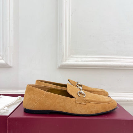 GUCCI 26S LOAFERS MM IN CAMEL BROWN SUEDE WITH SILVER HARDWARE